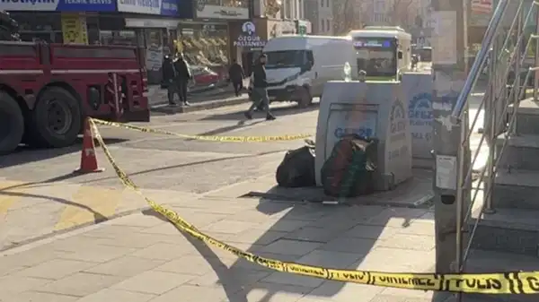 Yolda yürürken silahlı saldırıya uğradı: Yaralılar var!