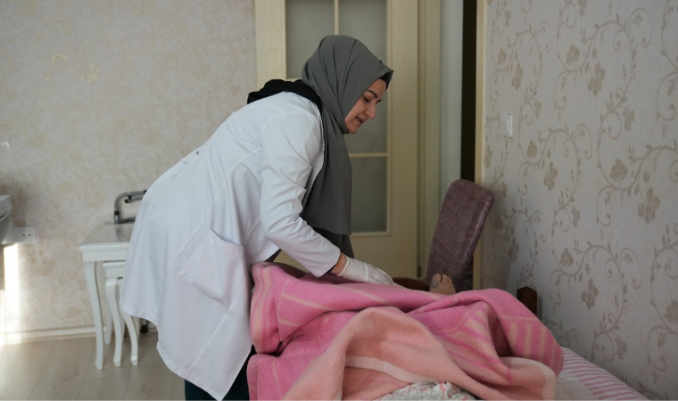 Gölbaşı Belediyesinden 21 ayda 684 yurttaşa evde bakım hizmeti