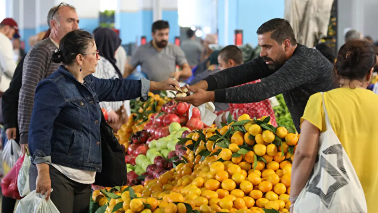 Gıda enflasyonu tırmanıyor: Kara kışta sebze-meyvede kıtlık ve fahiş fiyat artışı!