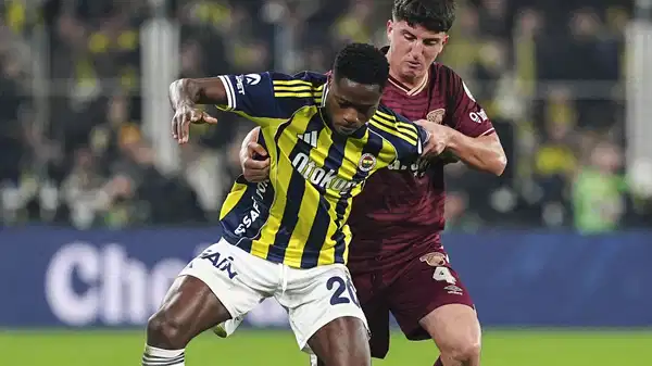 Göztepe maçının ardından Fenerbahçeli oyunculardan taraftarlara mesaj!