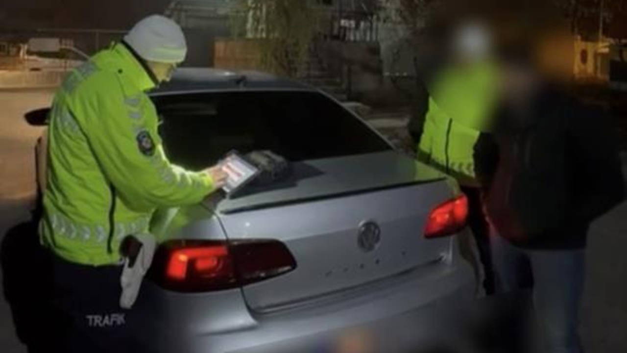 Öğrenci yurdu önünde drift atan sürücü yakalandı