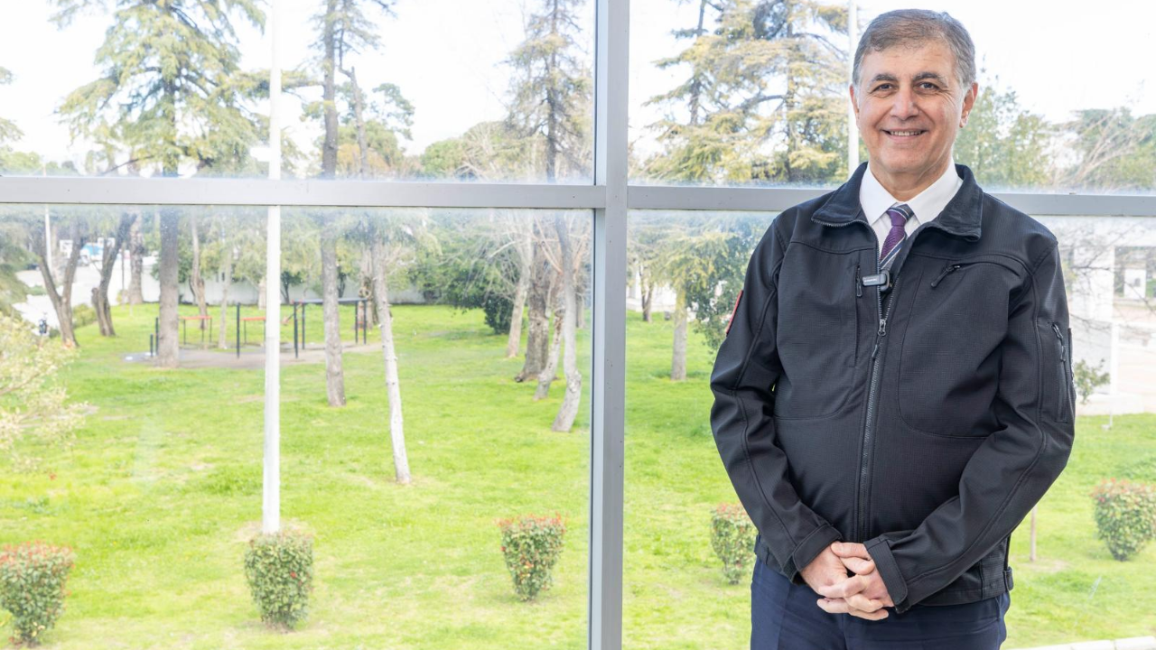 Cemil Tugay’dan Kültürpark’a kütüphane müjdesi: İzmir’in en güzeli olacak