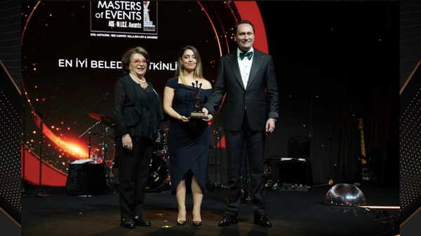 Alaçatı Ot Festivali “En İyi Belediye Etkinliği” ödülüne layık görüldü