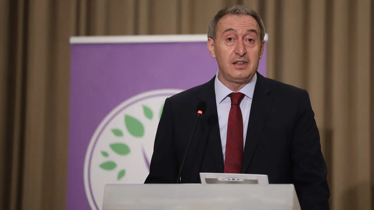DEM Parti Eş Genel Başkanı Tuncer Bakırhan: 'Süreçte bir kırılma ve güven krizi var'