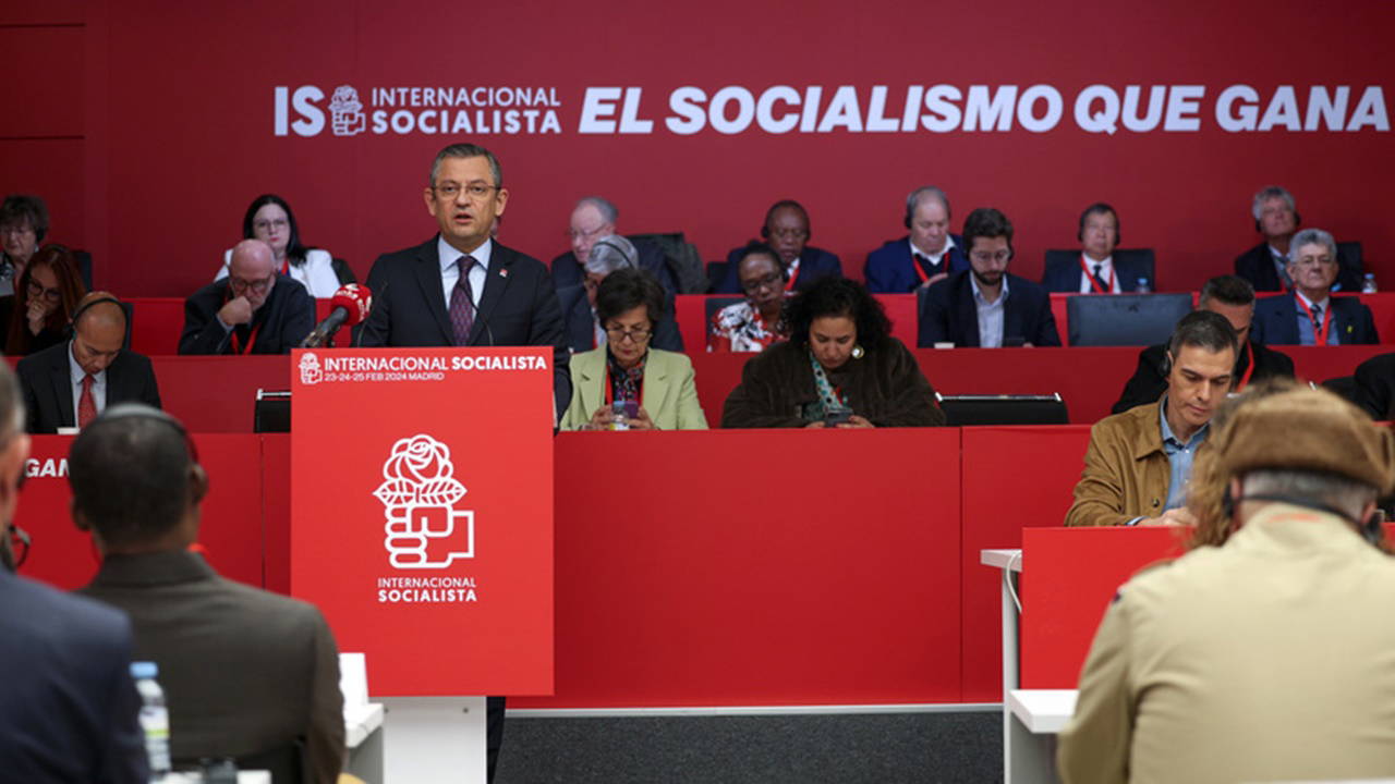 CHP, Sosyalist Enternasyonal'e evsahibi olacak
