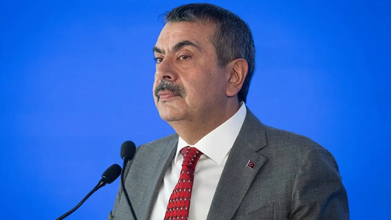 TBMM gündemine taşındı: CHP'den, Bakan Tekin'e 'kadrolu okul sağlığı hemşiresi' çağrısı