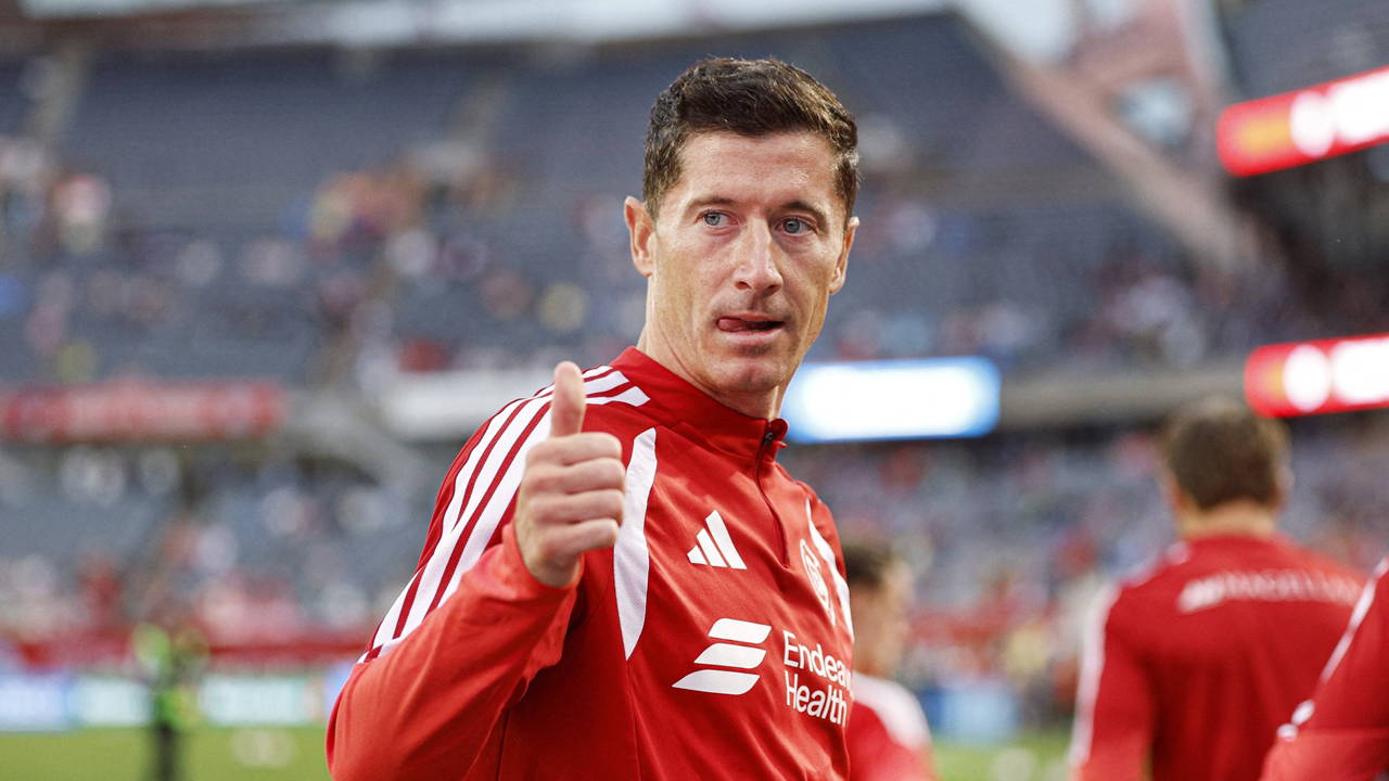 Lewandowski hesabı açtı, galibiyete damga vurdu