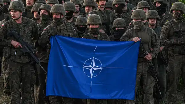 NATO’dan kriz uyarısı: Sakin denizde değiliz, fırtınanın içindeyiz