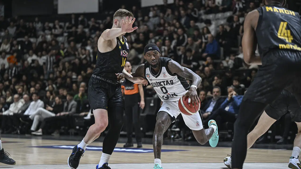 Beşiktaş GAİN, Mersin Spor'u farklı geçti!