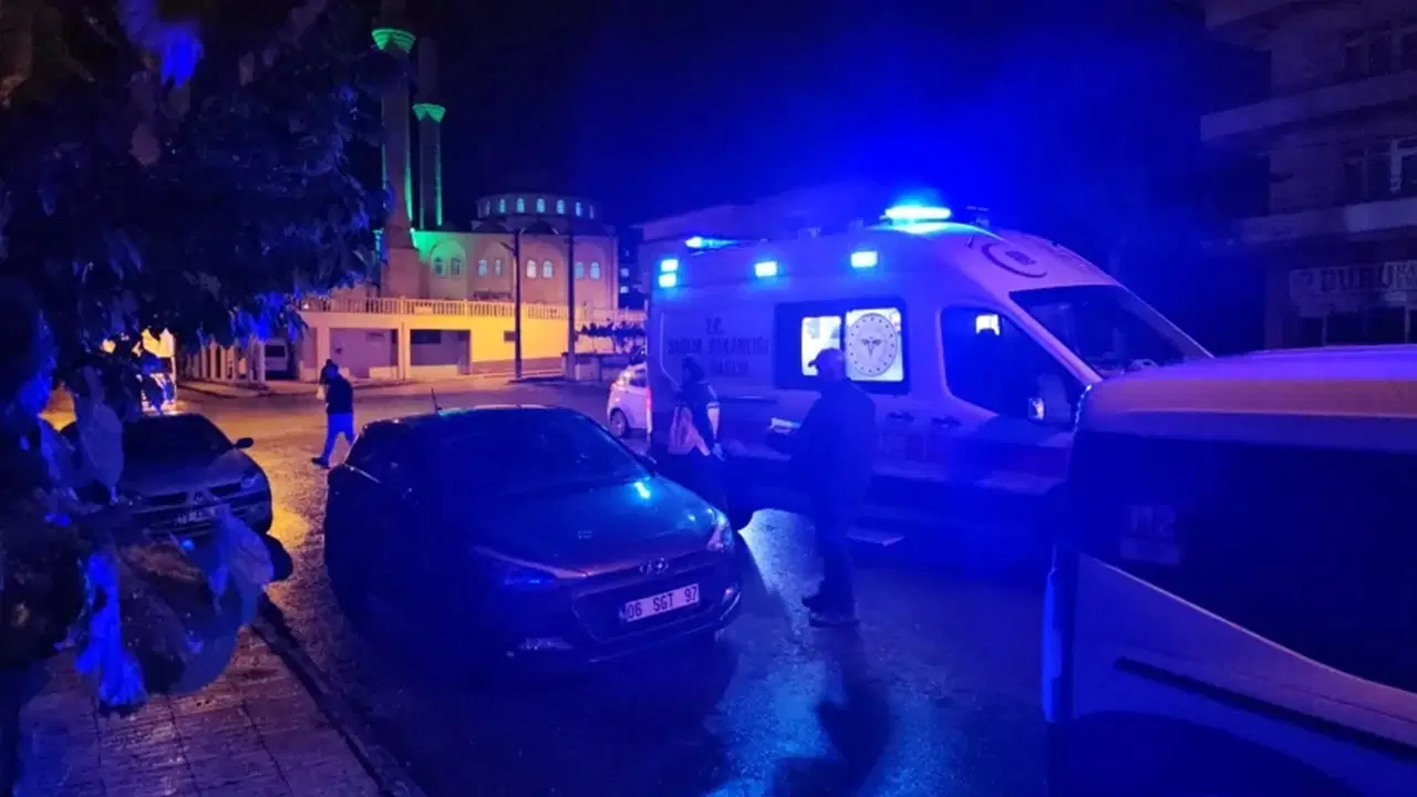 Çorum'da bıçaklı saldırı: 17 yaşındaki iki çocuk yaralandı
