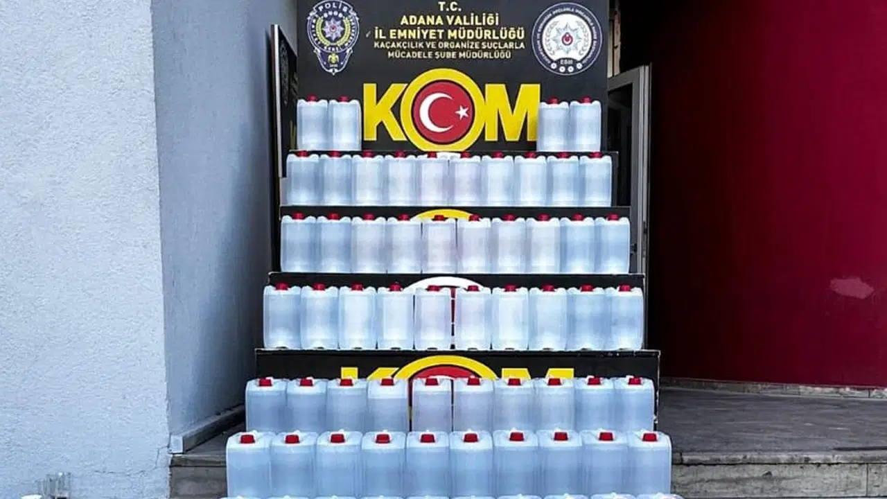 Yılbaşı öncesi Adana'da operasyon: 2 bin litre sahte etil alkol ele geçirildi