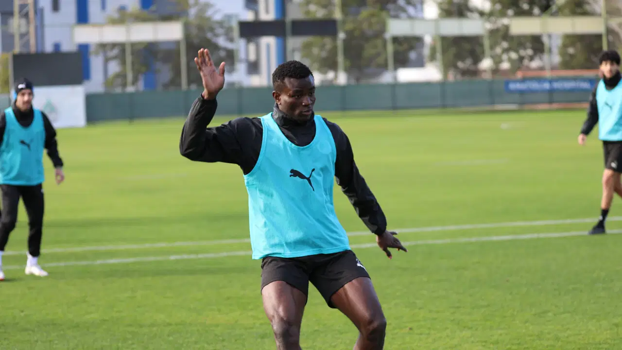 Alanyaspor'dan Bundeliga'ya: Uchenna Ogundu'dan sürpriz transfer