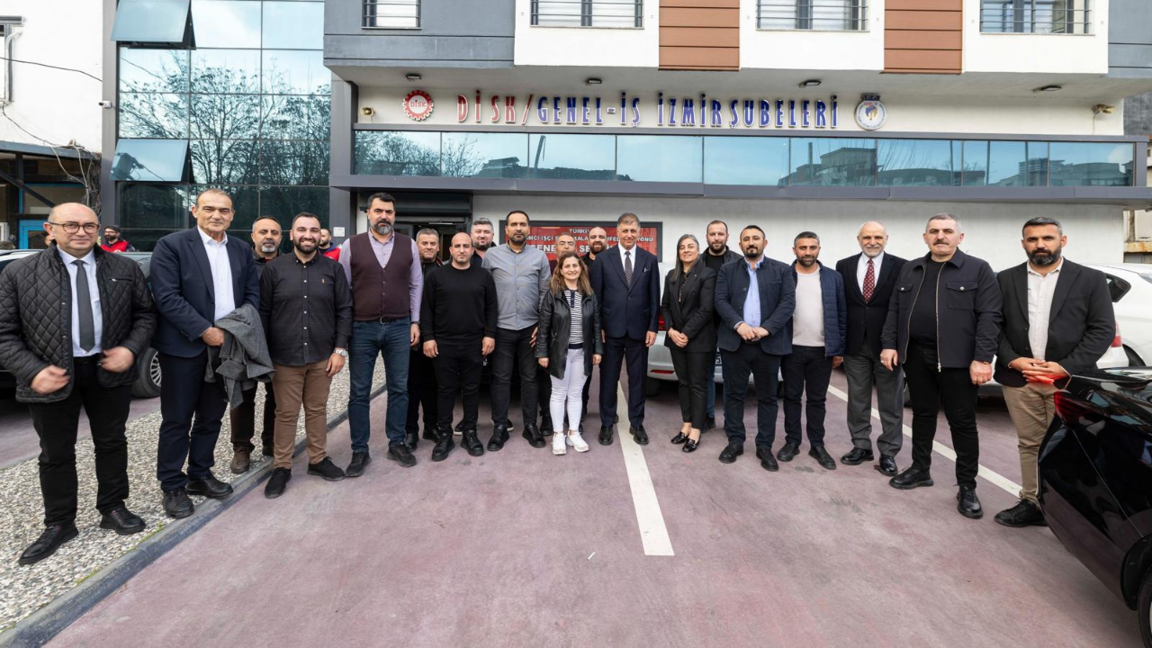 Cemil Tugay’dan DİSK’e ziyaret
