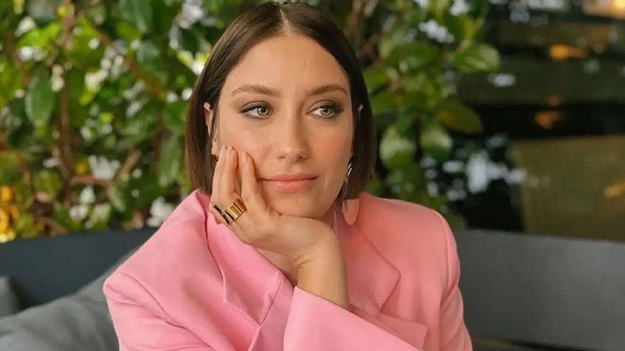 Hazal Kaya'dan yıllar sonra gelen itiraf: 'Şimdiye gayrimenkul zengini olurdum'