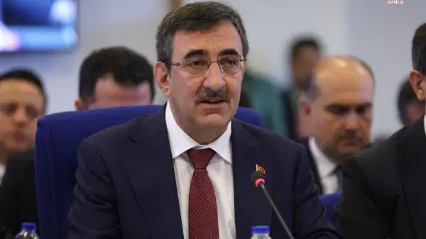 Cevdet Yılmaz'dan 'Türk Bayrağı' açıklaması: 'Bu hiçbir şekilde cezasız kalmayacak!'