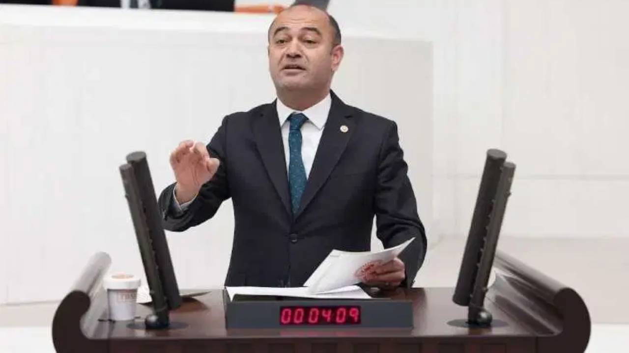 CHP’li Özgür Karabat ‘KKM ve 19 Mart’ın faturası’nı tek tek açıkladı: ‘AKP iktidarda kaldığı sürece devam edecek!’ – Son Dakika Siyaset Haberleri