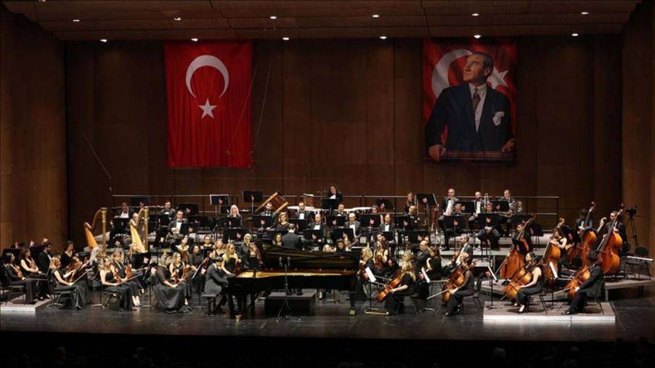İDSO Cumhuriyet Bayramı Konseri ile 102. yılı kutladı