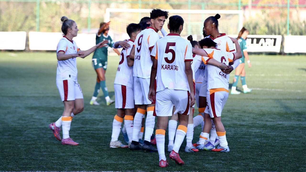 Galatasaray GAİN 3 puanı son dakikalarda aldı!