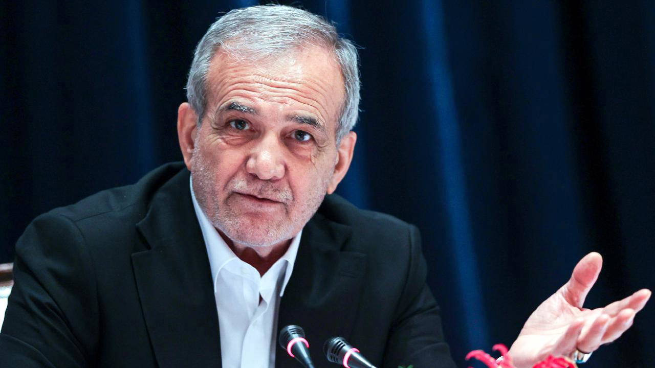 Pezeşkiyan: Nükleer silah peşinde değiliz