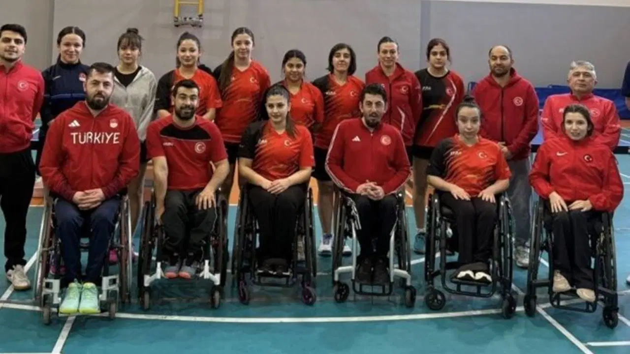 Milli para masa tenisçilerden Polonya'da 2 madalya!