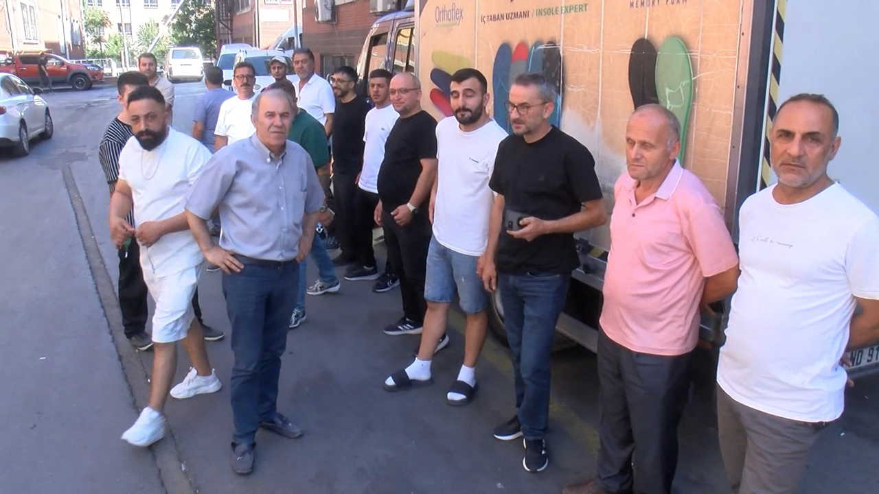 İşbaşı yapacak 140 işçi kapanan fabrikayla karşılaştı