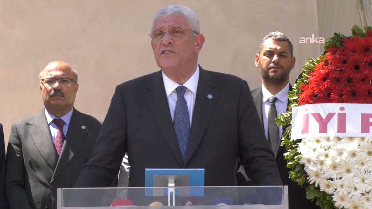 Müsavat Dervişoğlu'ndan Lozan Anıtı önünde sert açıklamalar: 'İyi dinle efendi!