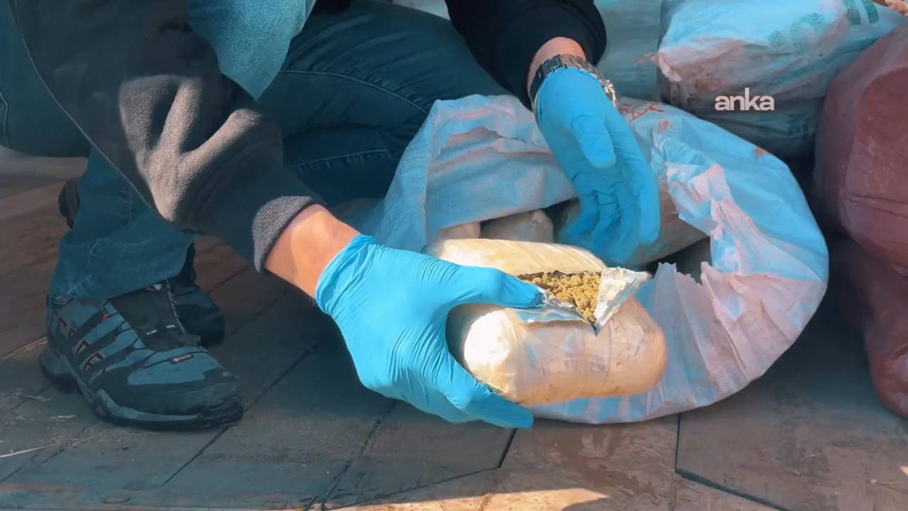 İçişleri Bakanlığı duyurdu: Van ve Hakkari'de 406 kilogram uyuşturucu ele geçirildi