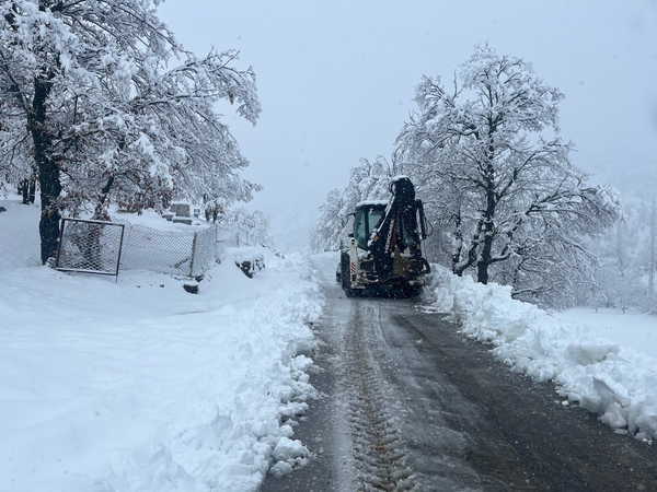 Doğanşehir’de kar seferberliği: Belediye ekipleri 7/24 sahada