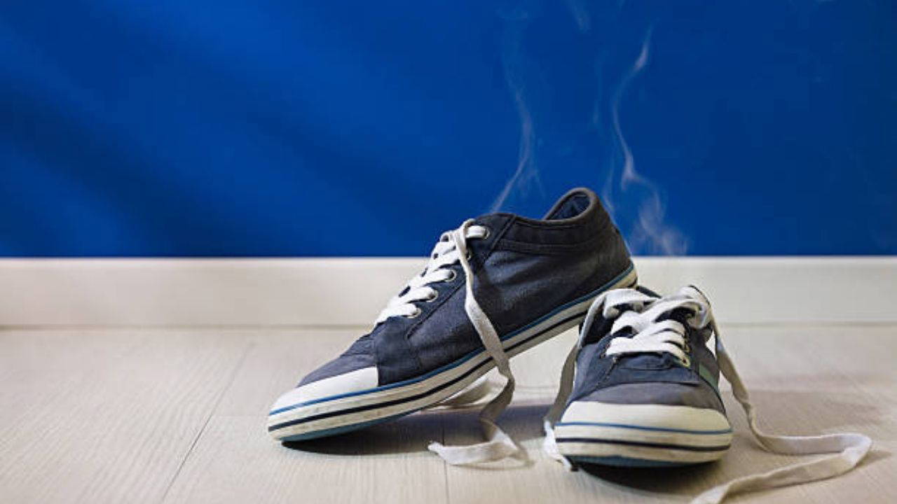 Her adımda ferahlık: Ayakkabı kokusuna karşı süper etki yaratan 7 yöntem