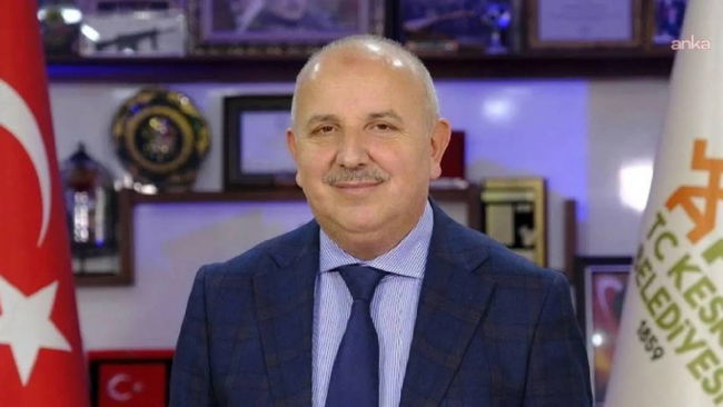 AKP’li belediye başkanı tutuksuz yargılandı