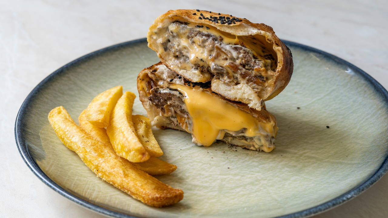 Kapalı hamburger tarifi...