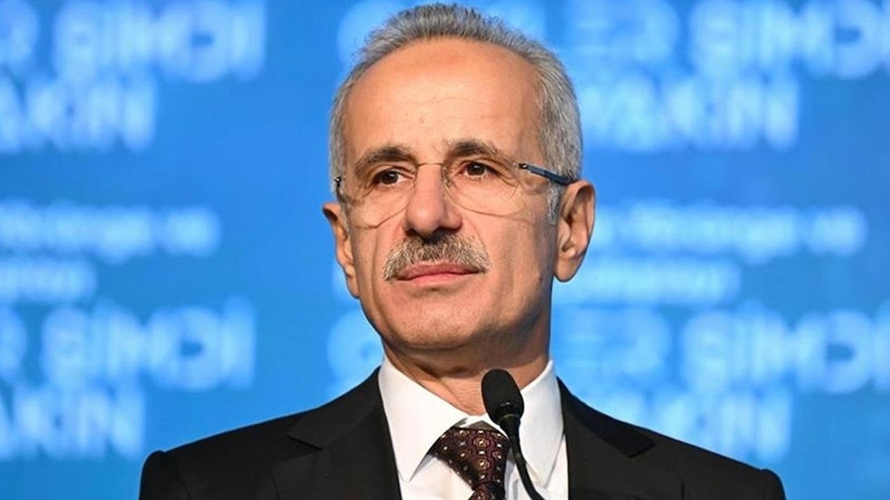 'İnternet hızı' sorunu Meclis gündeminde... CHP'li isimden, Bakan Uraloğlu'na zor soru: 'Kabilelerin sahip olduğu interneti biz neden kullanamıyoruz?'