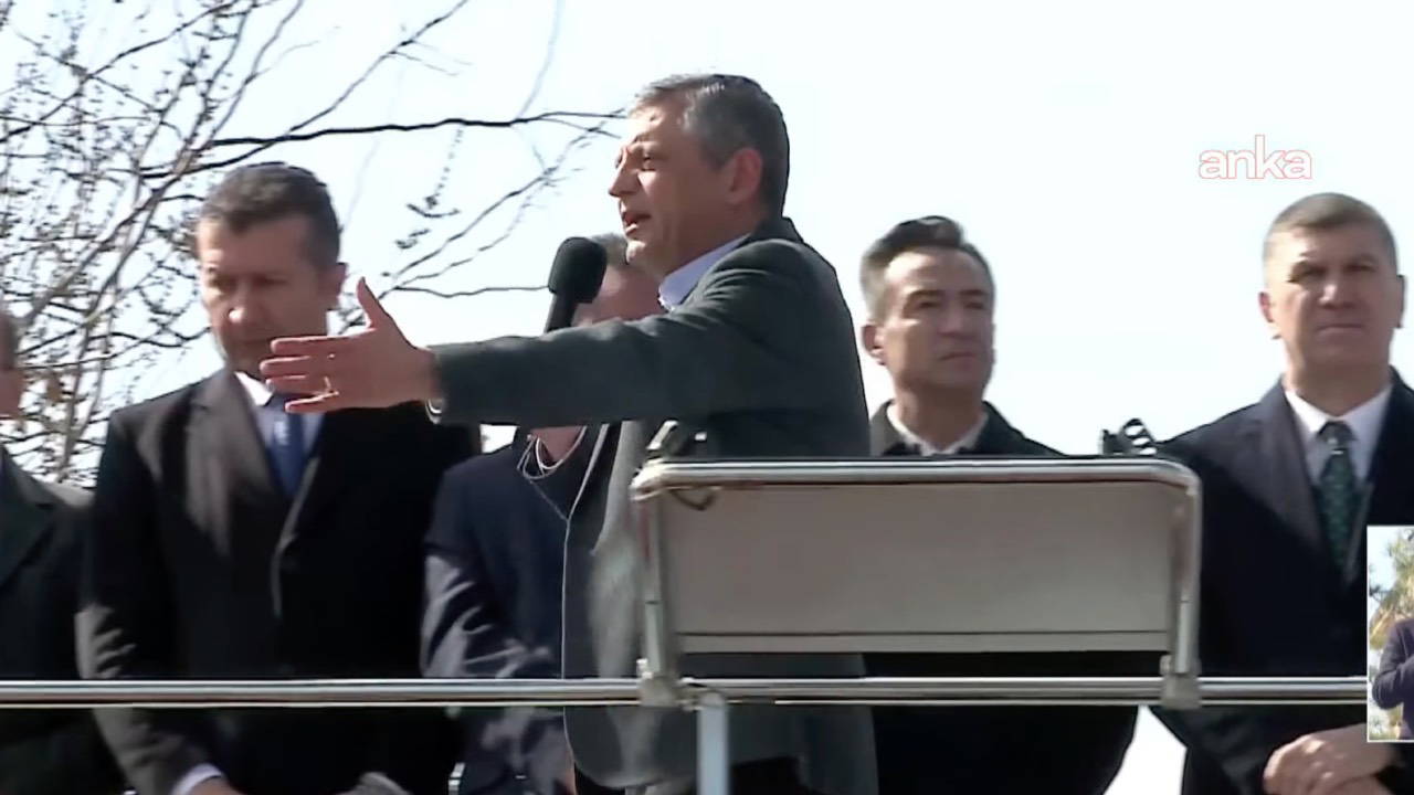 'Millet İradesine Sahip Çıkıyor' mitinginde adres Burdur: CHP lideri Özgür Özel konuşuyor