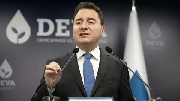 Ali Babacan'dan 'fon krizi' çıkışı: 'Bir tuhaflık olduğunu söyleyen 3 kişi doğrudan Erdoğan'a bağlı'