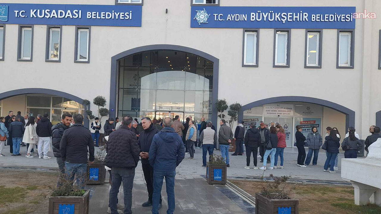 Başkan Günel gözaltına alındı: Yurttaşlar belediye önünde toplanıyor!