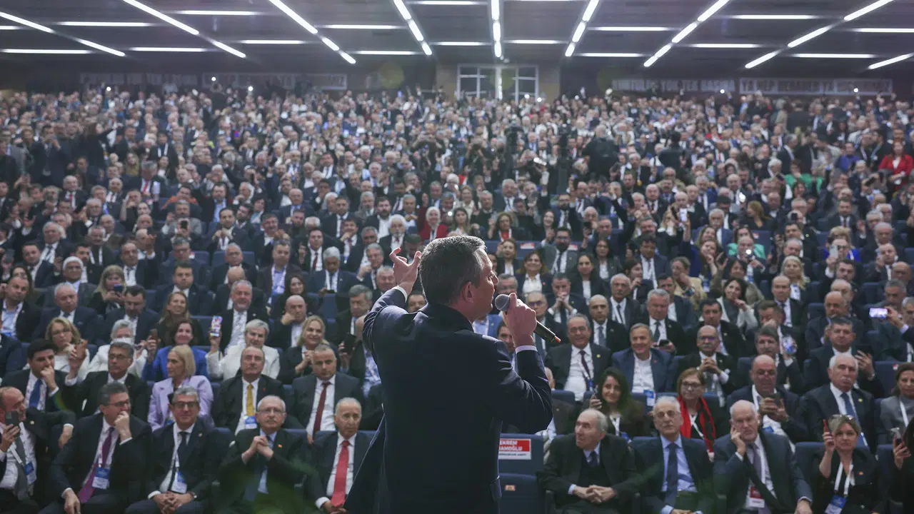 CHP’de kurultay hazırlığı… Ana tema iktidar; gölge kabine ve MYK ayrılacak!