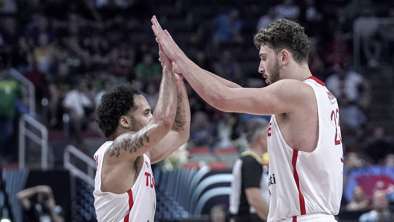 12 Dev Adam final için sahaya çıkıyor! 