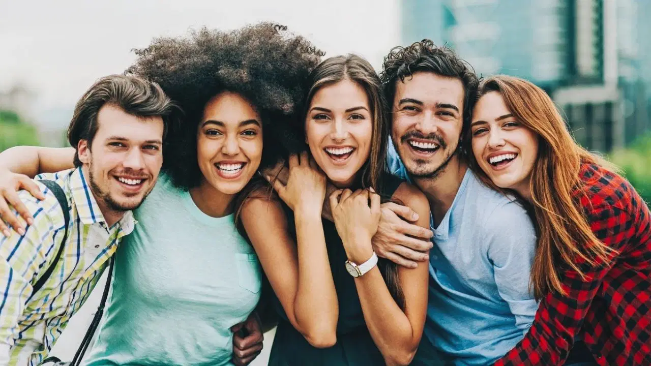 En çok peşinden koşulan 5 burç: Bu burçlar doğal çekicilikleriyle herkesi etkisi altına alıyor...