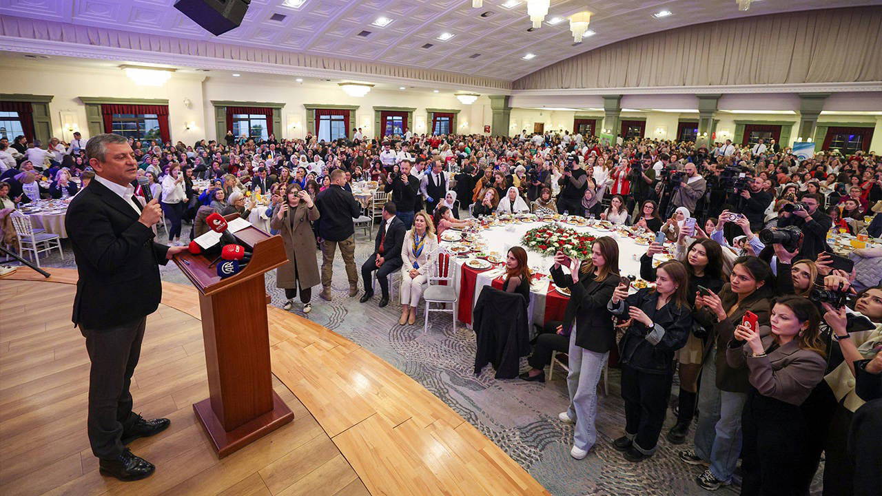 Özgür Özel: 'Erdoğan’a sesleniyorum, Trump‘ın Filistin işgal masasından derhal kalkın'