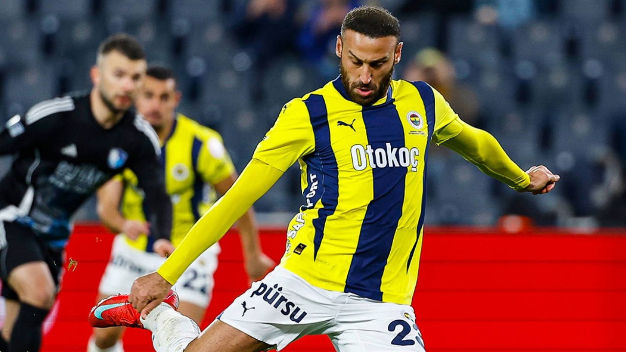 Cenk Tosun için transfer iddiası: Eski takım arkadaşı ile buluşabilir!