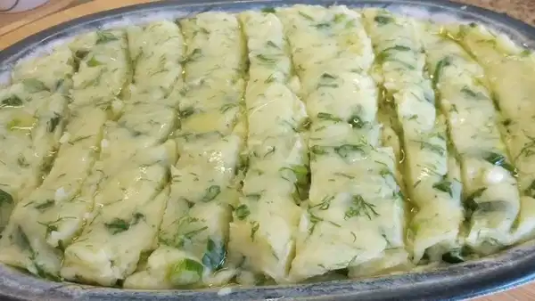 Yunan mutfağının vazgeçilmezi: Skordalia tarifi