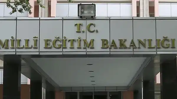 Eğitim İş açıkladı: Danıştay, proje okullardaki belirsizliğe dur dedi