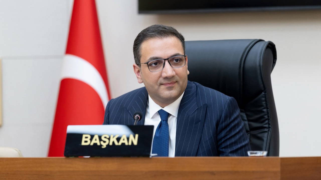Balçova Belediye Başkanı Onur Yiğit’in ev hapsi kaldırıldı