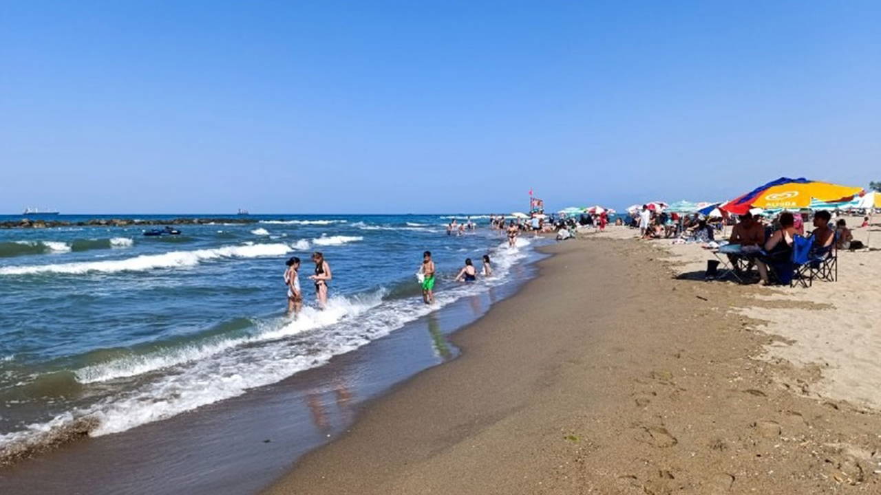 Sakarya’nın üç ilçesinde denize girmek yasaklandı