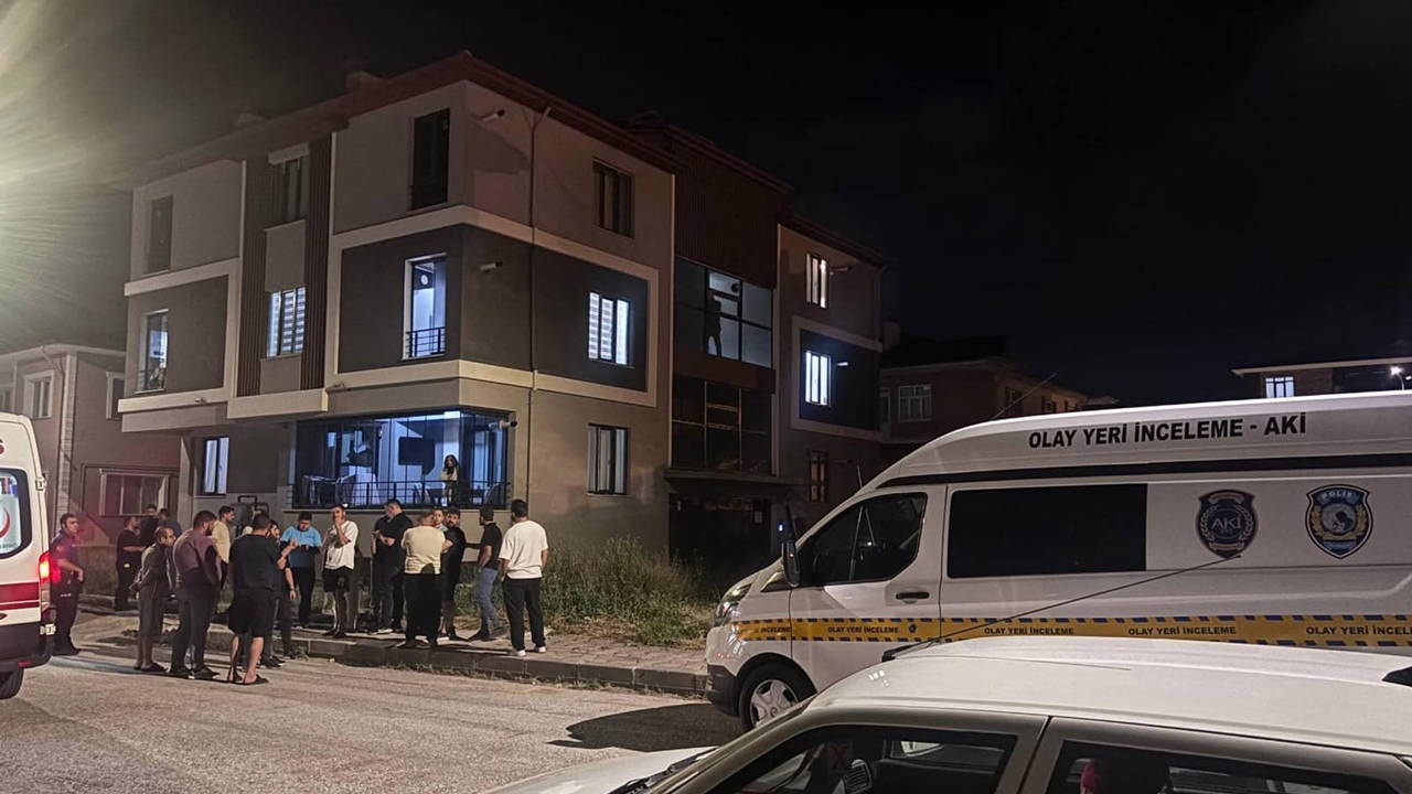 Erzincan'da vahşet! Eski eşini ve yanındaki erkeği öldürdü