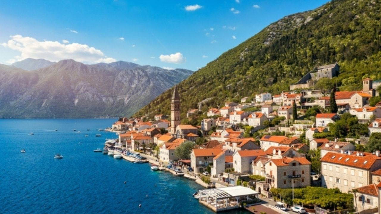 Klasik rotalardan sıkılanlara: İşte vizesiz keşfedebileceğiniz 5 Balkan şehri