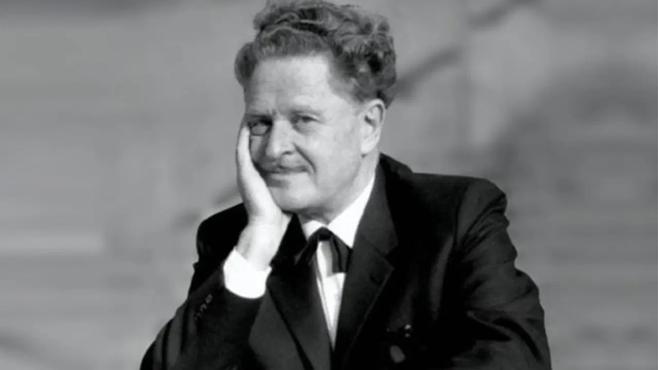 Nazım Hikmet karikatürlerle anılıyor