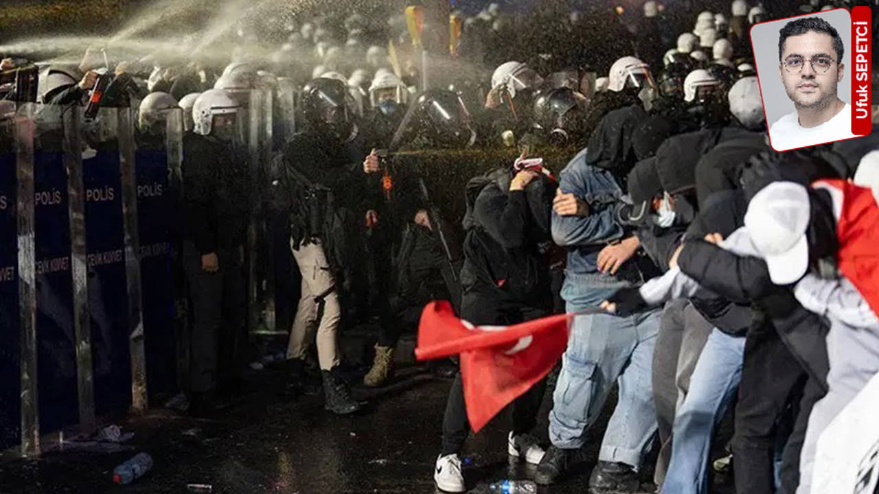 Yok hükmündeki 'delillerle' yargılama... Protesto dosyası yine ertelendi: 'Yargılama değil, cezalandırma süreci yaşanıyor'