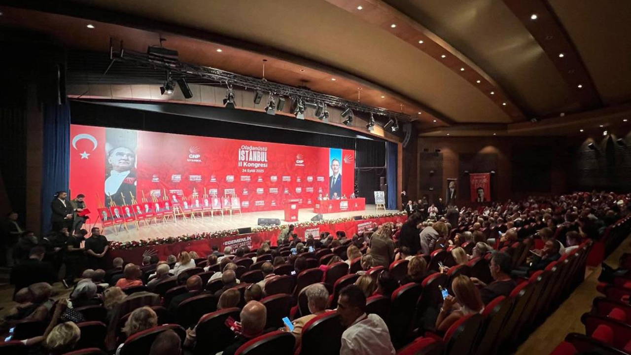 Özgür Özel'den CHP İstanbul Kongresi'ne mesaj