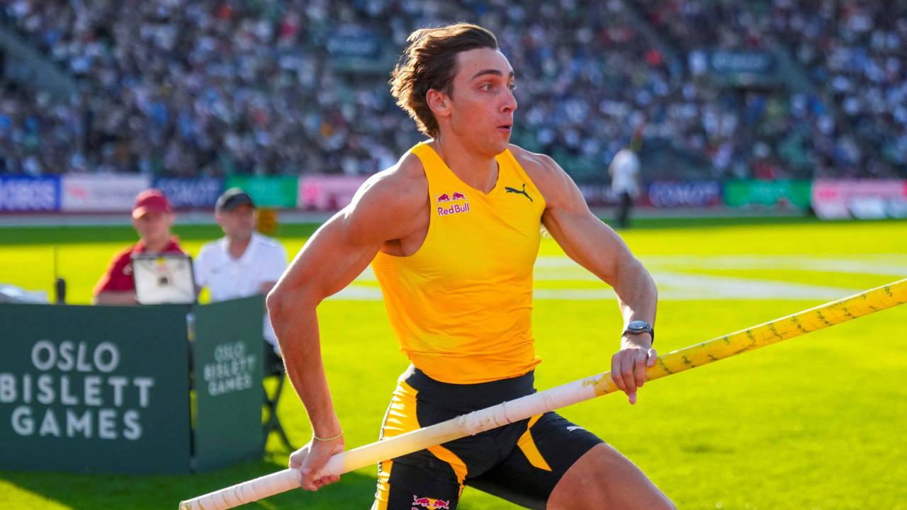 Duplantis'ten bir dünya rekoru daha!